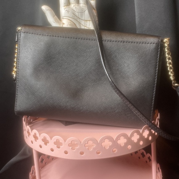 Kate Spade New York Clutch Crossbody! Measurements are in photos🥰 - Picture 4 of 12